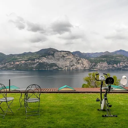Appartamentino Del Sole - Vista Brenzone sul Garda
